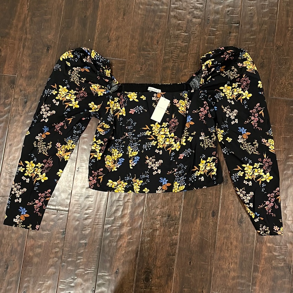 Brand New Abercrombie & Fitch top